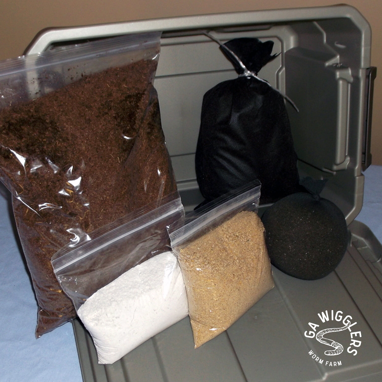 Small Worm Farm Composting Kit - FARM PICK UP ONLY